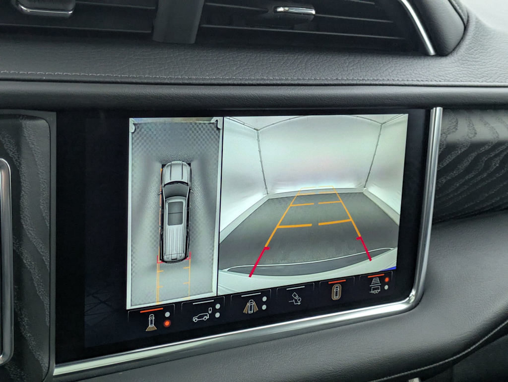 Thumbnail: 2024 GMC Yukon - 34
