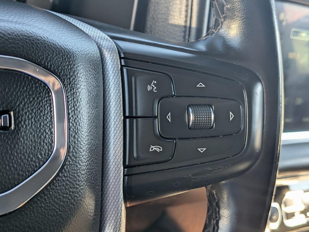 Thumbnail: 2023 GMC Yukon - 34