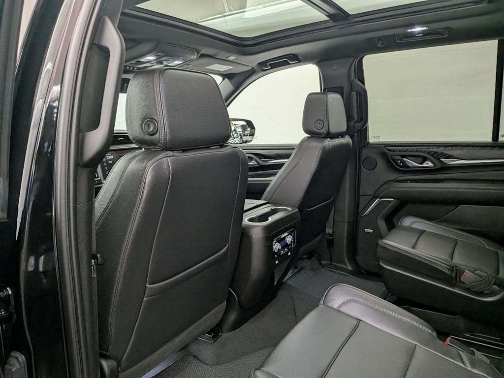 Thumbnail: 2023 GMC Yukon - 12