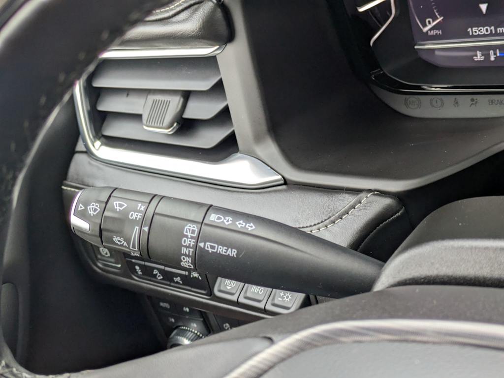 Thumbnail: 2023 GMC Yukon - 16