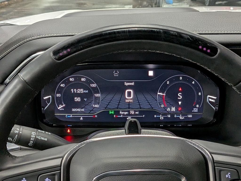 Thumbnail: 2023 GMC Yukon - 16