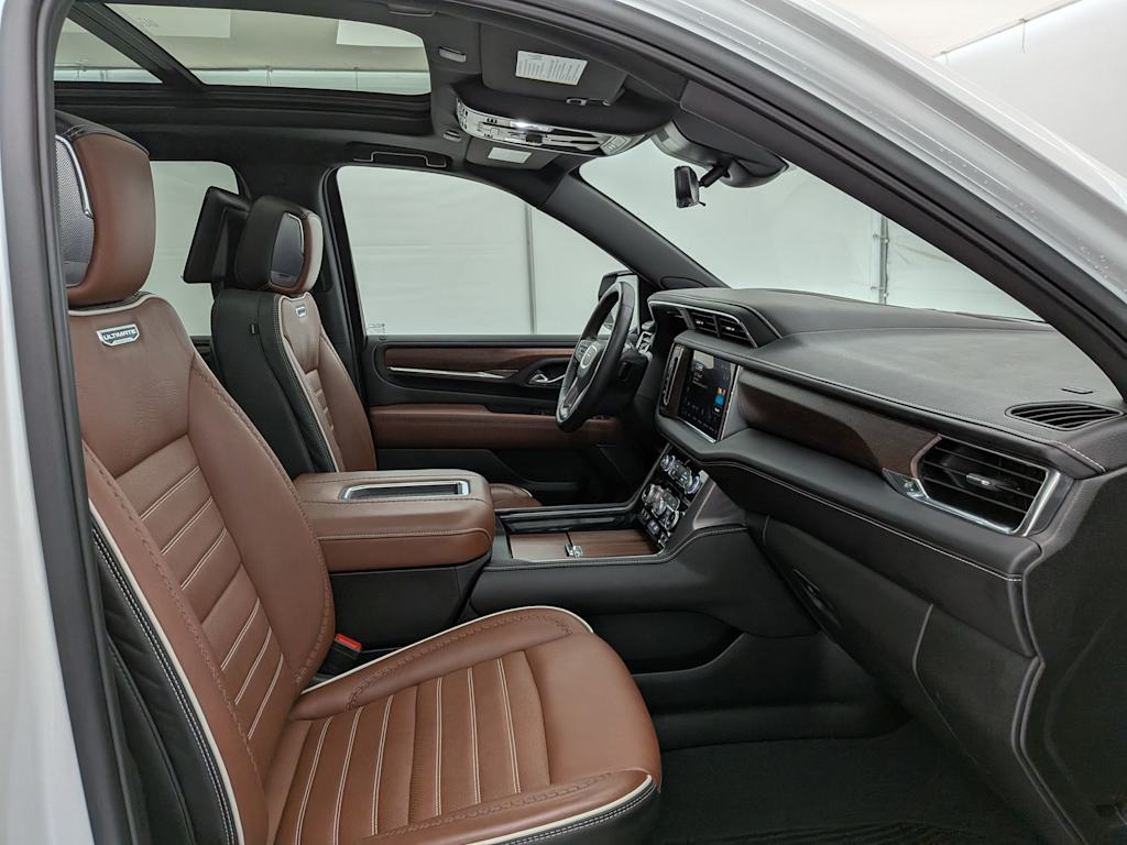 Thumbnail: 2023 GMC Yukon - 12