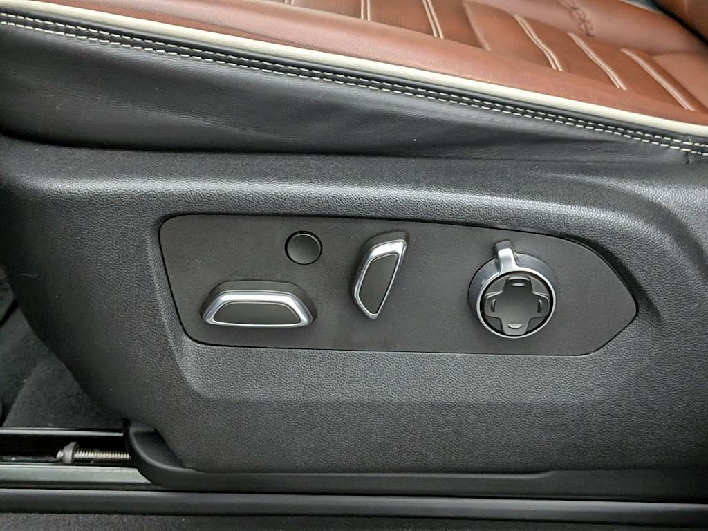 Thumbnail: 2023 GMC Yukon - 28