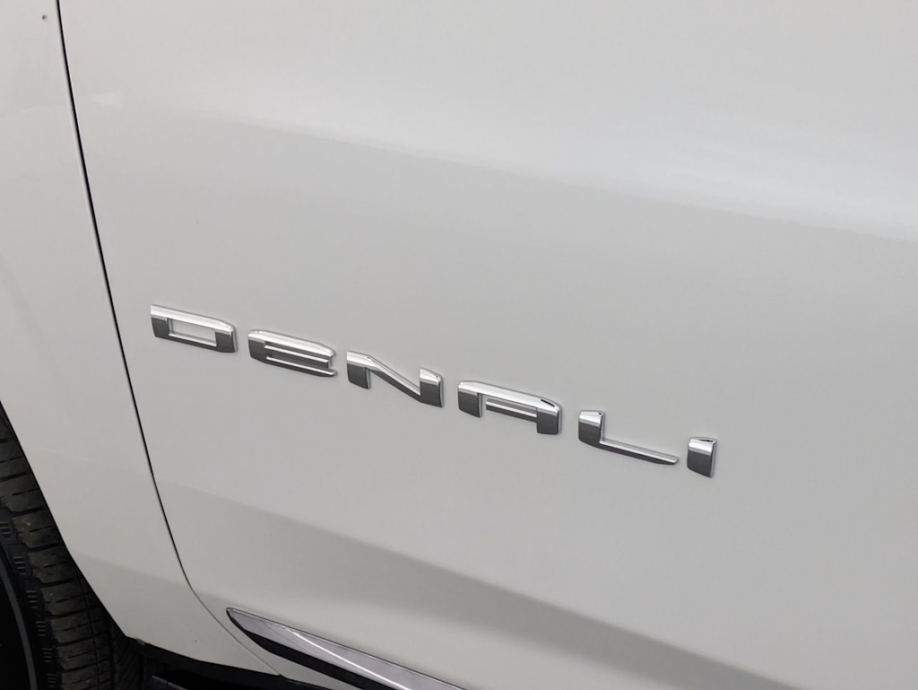 Thumbnail: 2023 GMC Yukon - 7