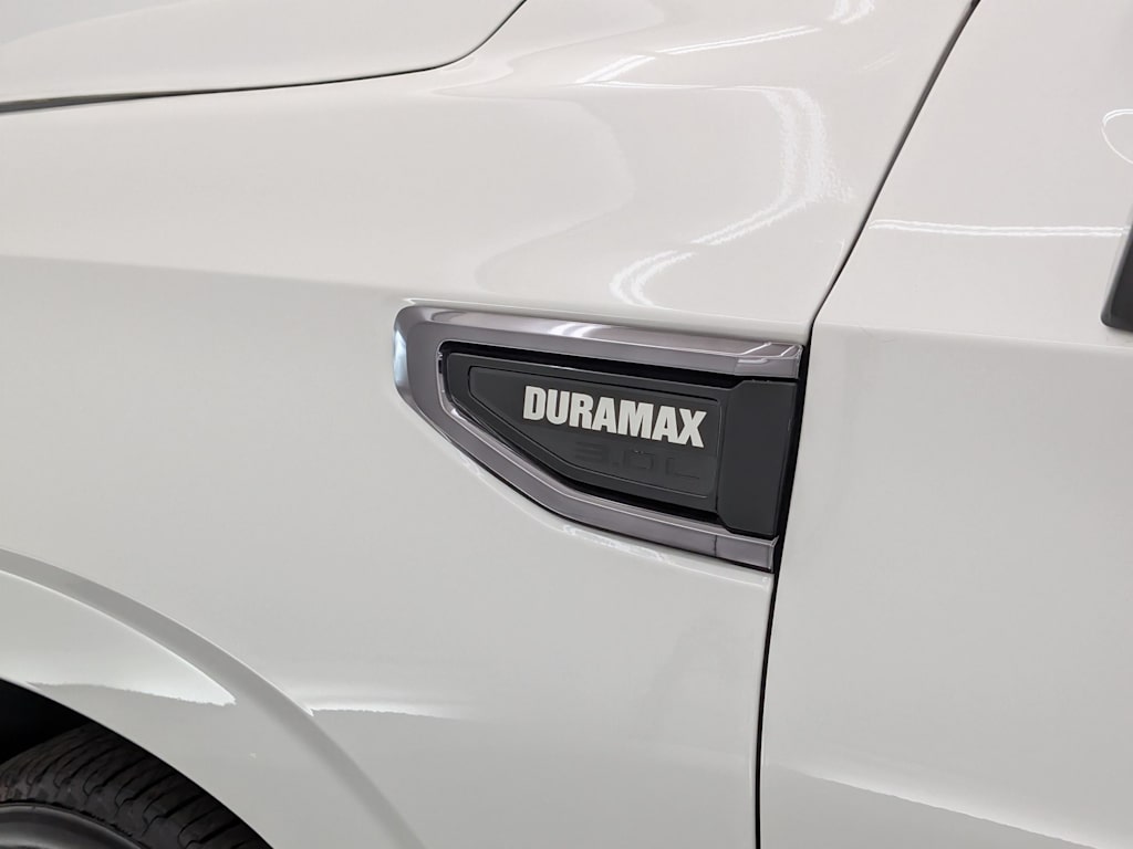 Thumbnail: 2024 GMC Yukon - 25