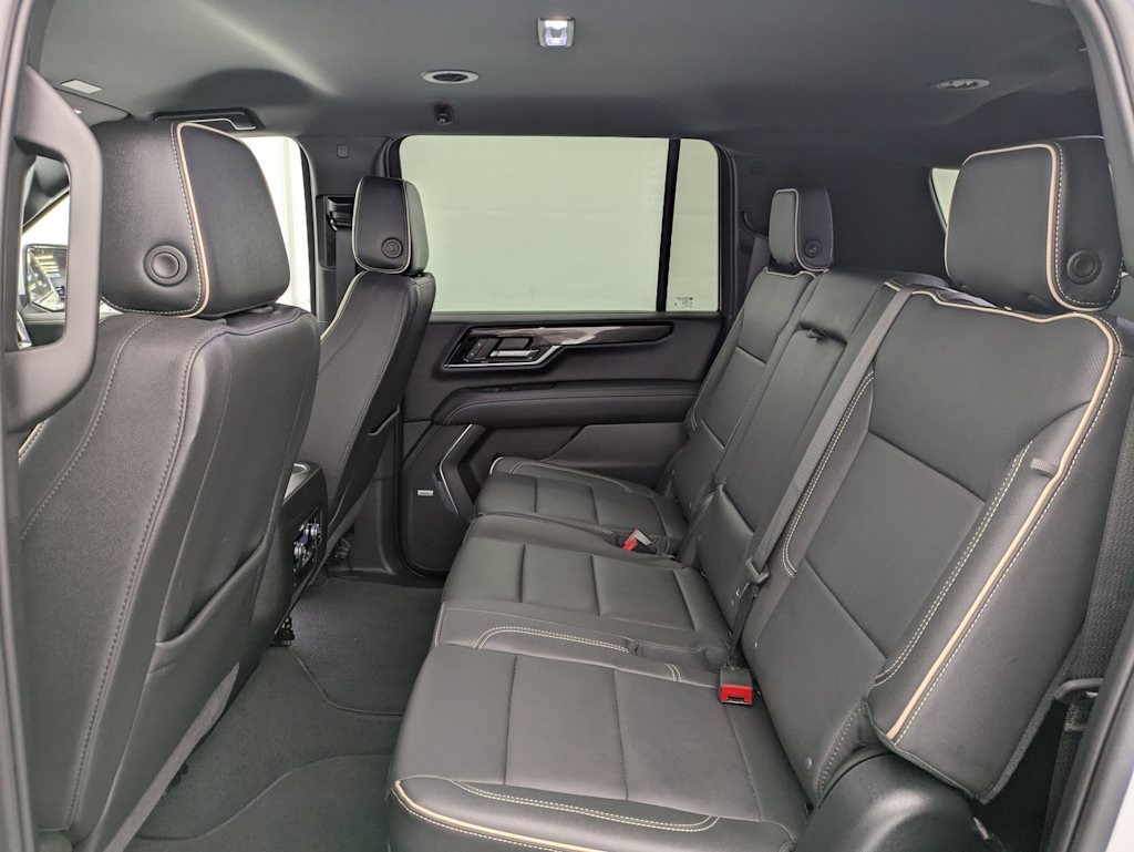 Thumbnail: 2026 GMC Yukon XL - 28