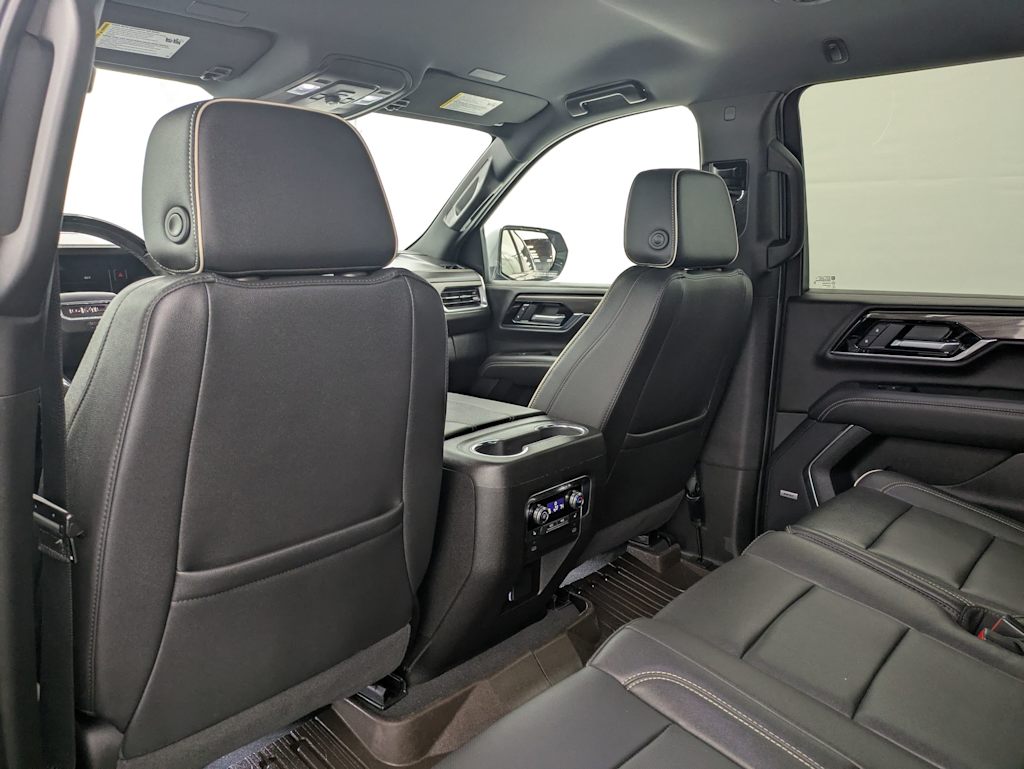 Thumbnail: 2025 GMC Yukon XL - 13