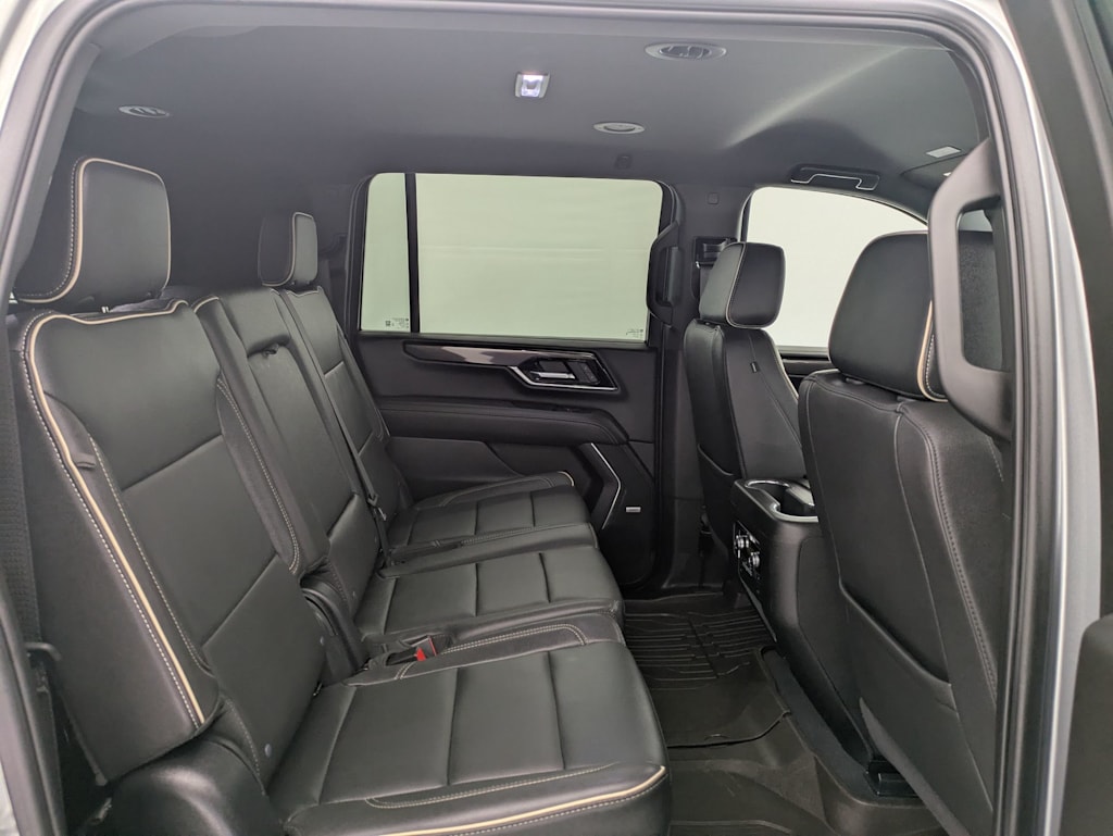 Thumbnail: 2025 GMC Yukon XL - 30