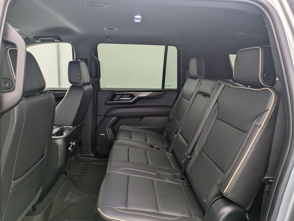 Thumbnail: 2025 GMC Yukon XL - 29