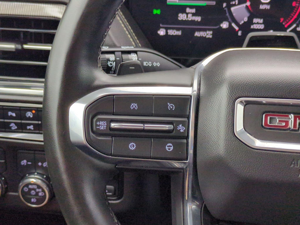 Thumbnail: 2025 GMC Yukon XL - 28