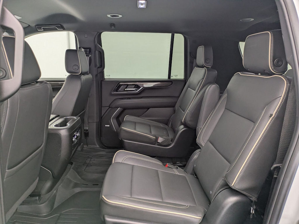 Thumbnail: 2025 GMC Yukon XL - 27