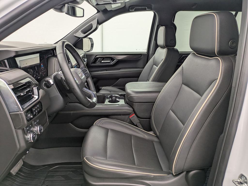 Thumbnail: 2025 GMC Yukon XL - 11