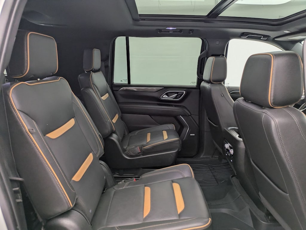 Thumbnail: 2023 GMC Yukon XL - 30