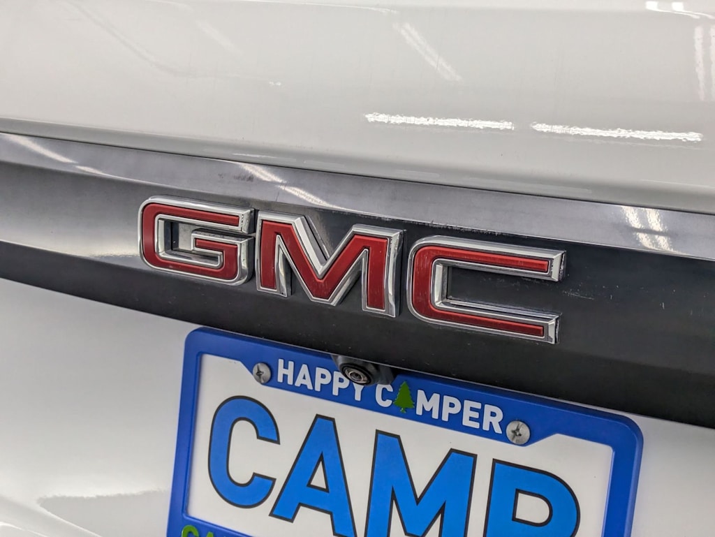 Thumbnail: 2023 GMC Yukon XL - 25