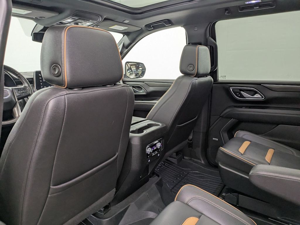 Thumbnail: 2023 GMC Yukon XL - 13