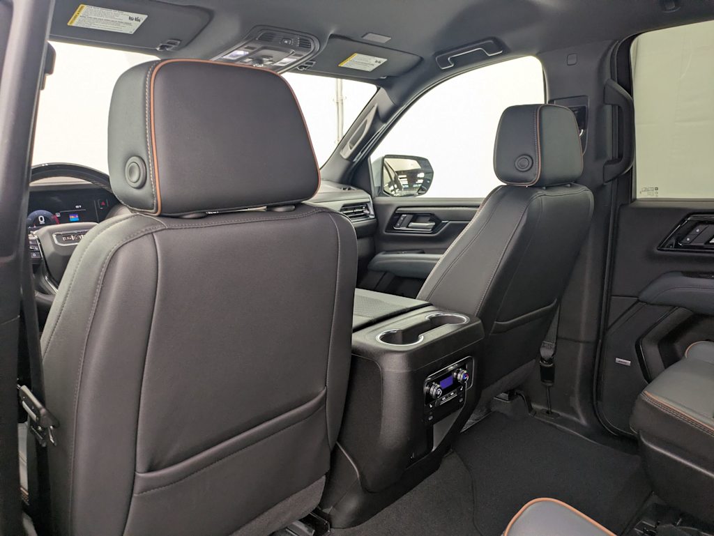 Thumbnail: 2025 GMC Yukon XL - 13