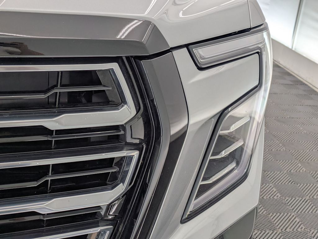 Thumbnail: 2025 GMC Yukon XL - 22