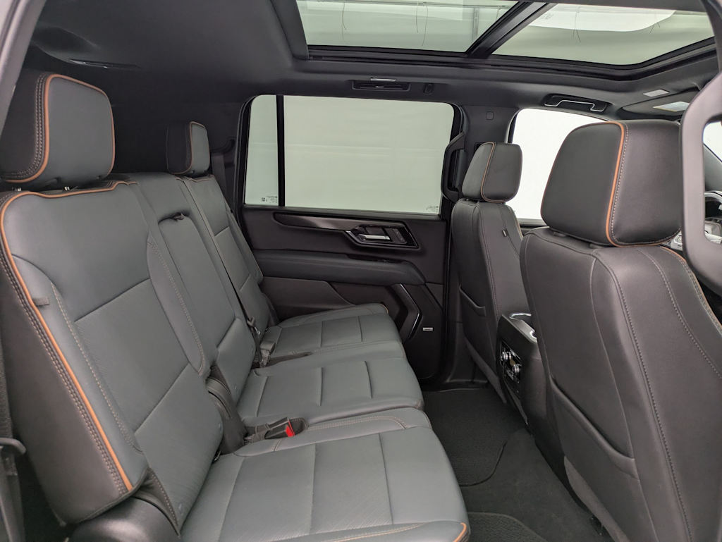 Thumbnail: 2025 GMC Yukon XL - 31