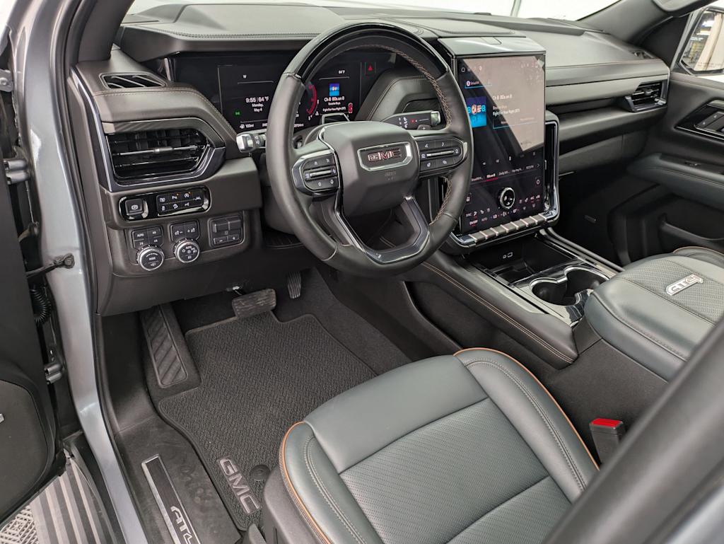 Thumbnail: 2025 GMC Yukon XL - 2