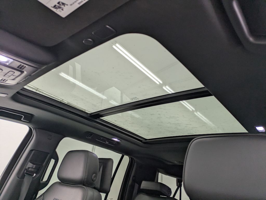 Thumbnail: 2023 GMC Yukon XL - 30