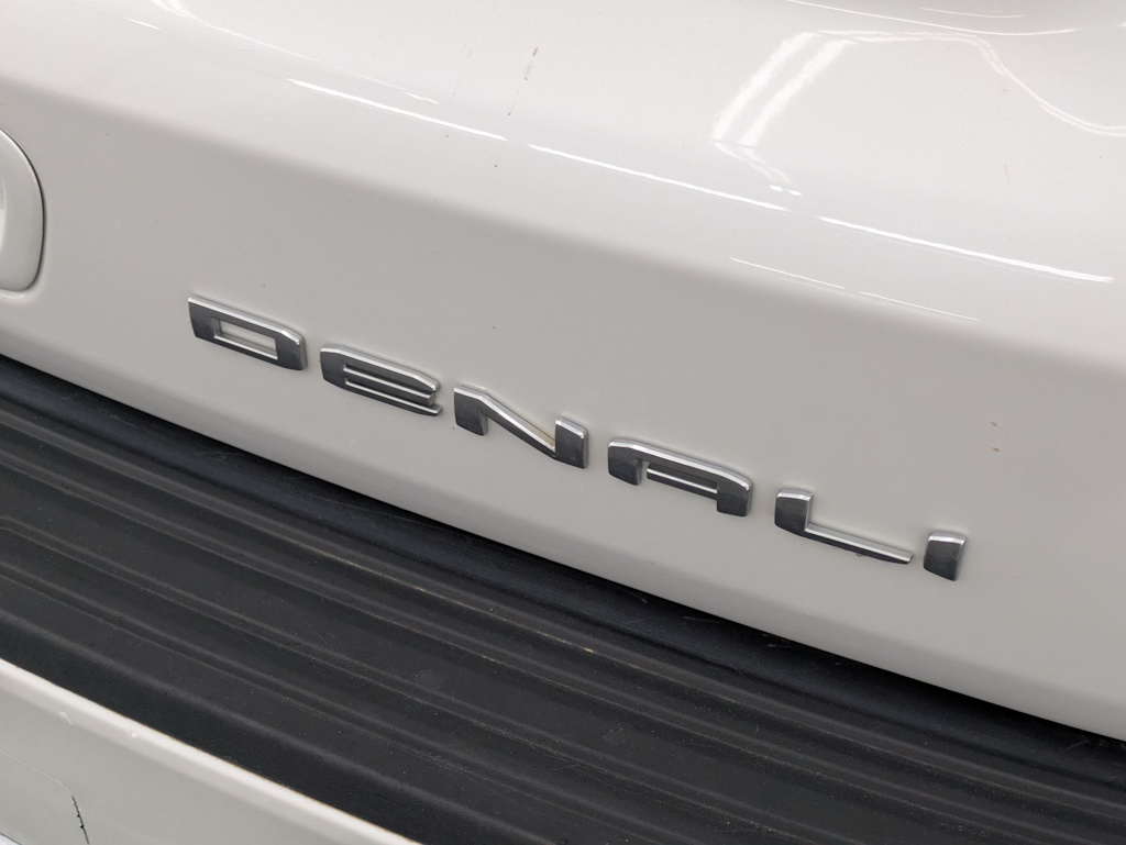 Thumbnail: 2023 GMC Yukon XL - 25