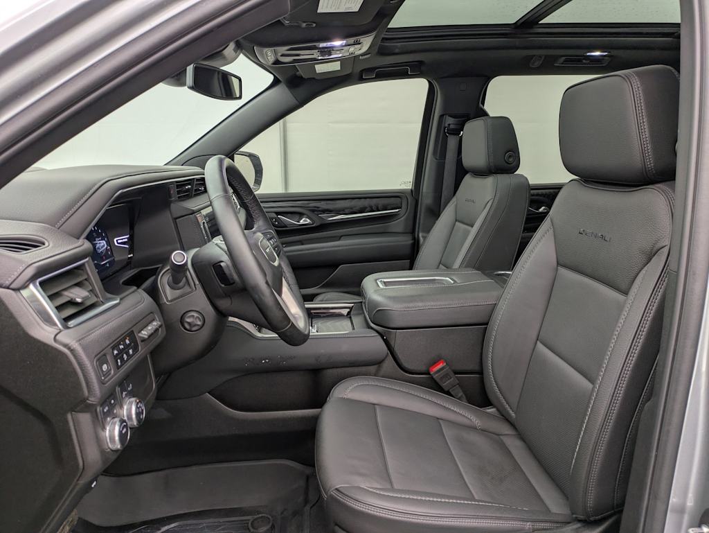 Thumbnail: 2024 GMC Yukon XL - 11