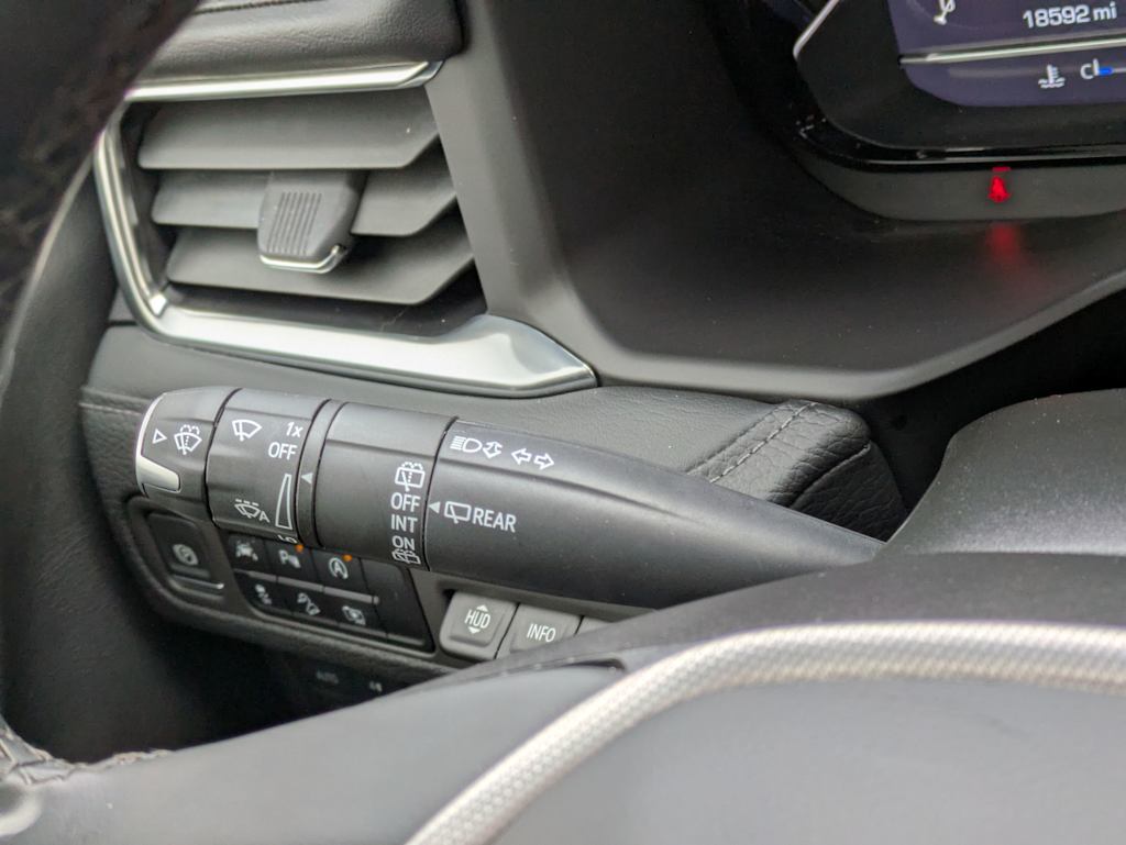 Thumbnail: 2024 GMC Yukon XL - 16