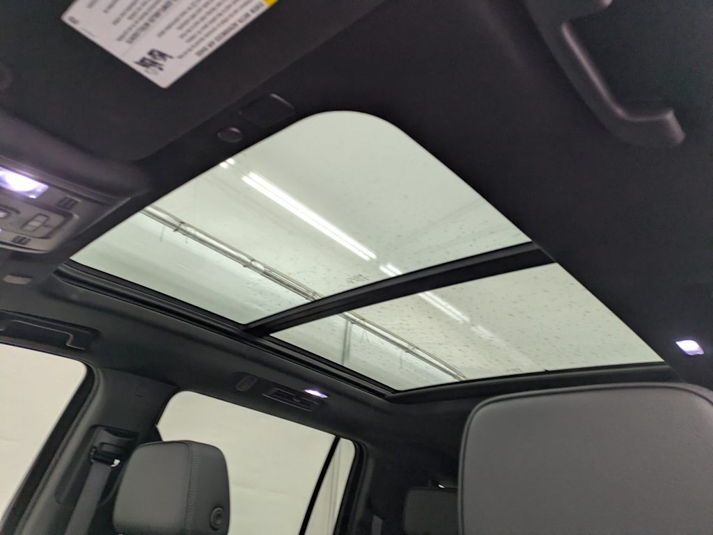 Thumbnail: 2024 GMC Yukon XL - 30