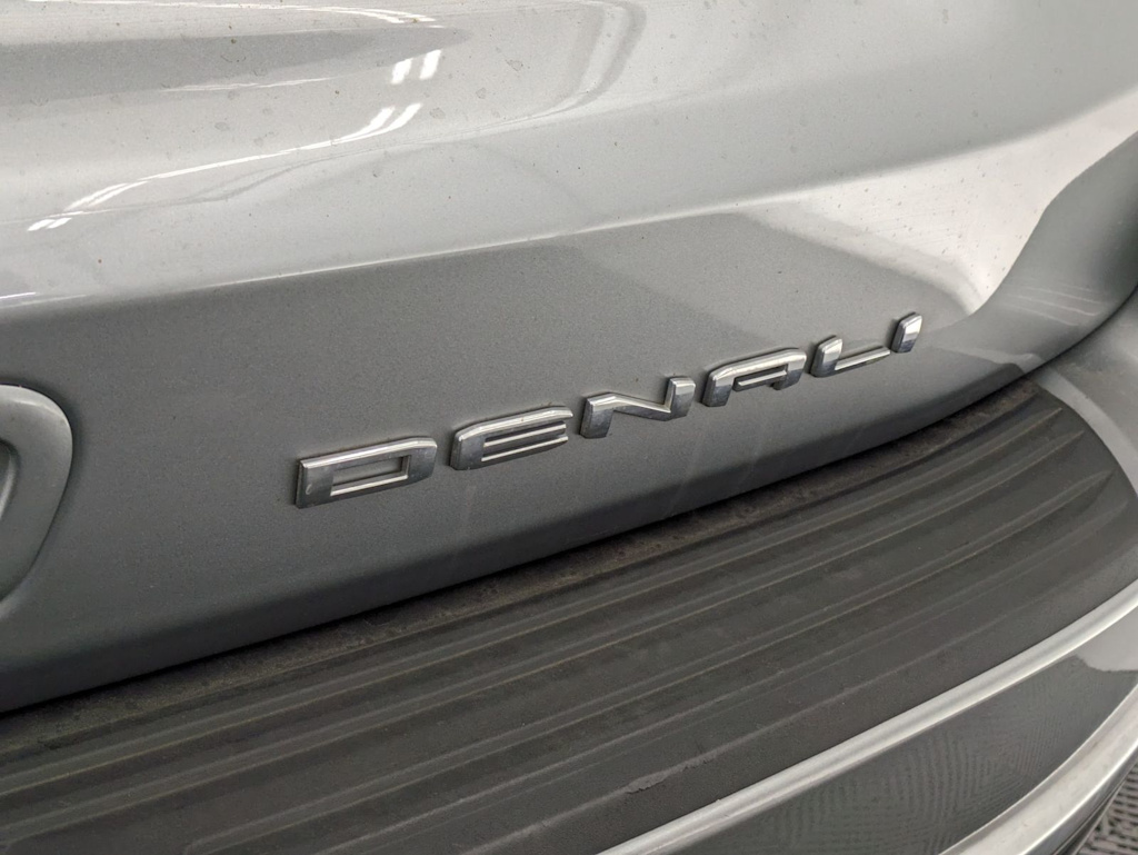 Thumbnail: 2024 GMC Yukon XL - 28