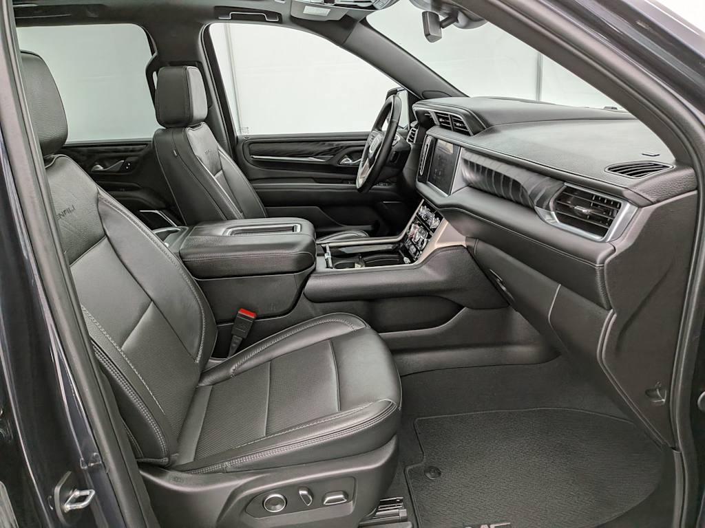 Thumbnail: 2024 GMC Yukon XL - 12