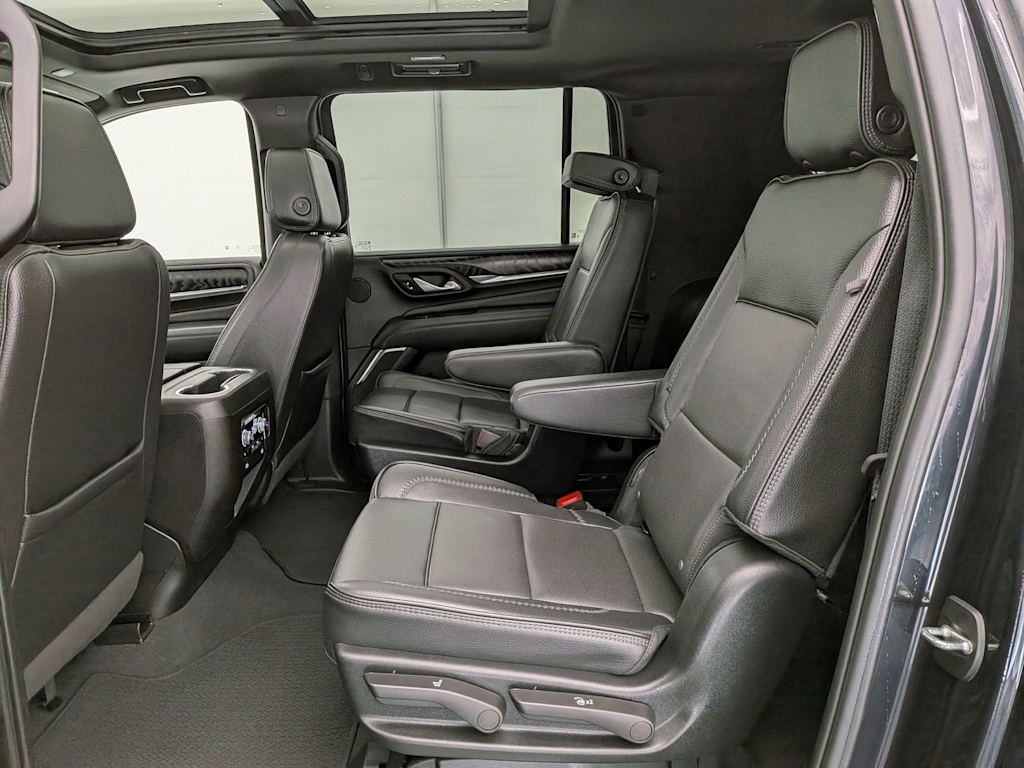 Thumbnail: 2024 GMC Yukon XL - 29