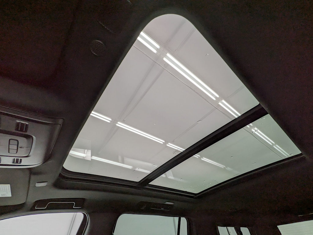 Thumbnail: 2024 GMC Yukon XL - 37