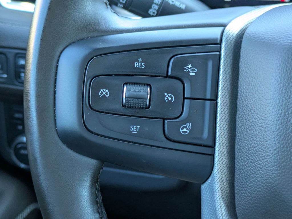Thumbnail: 2023 GMC Yukon XL - 31