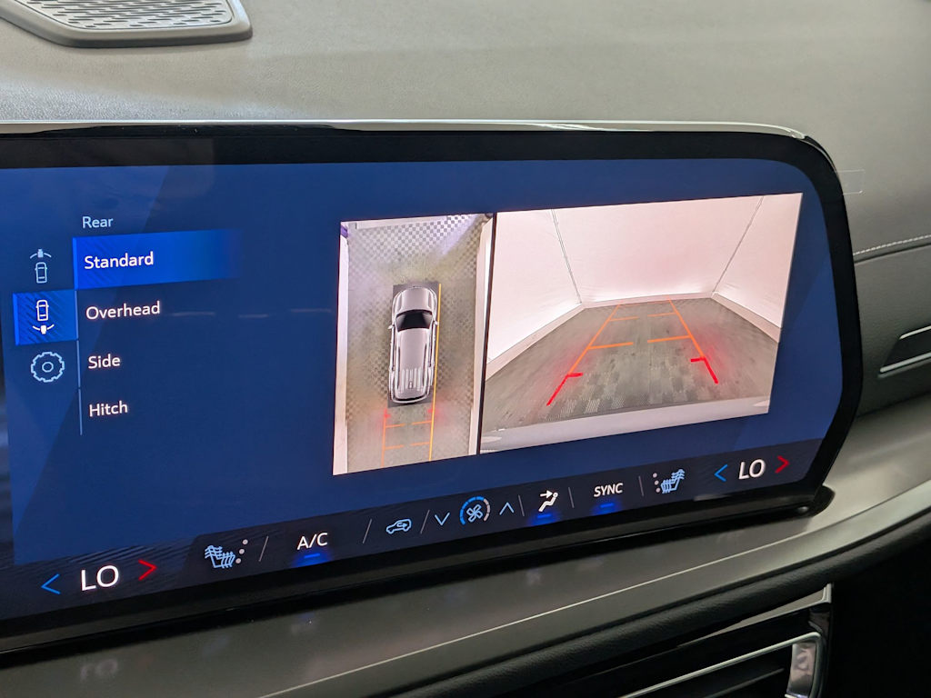 Thumbnail: 2026 Chevrolet Traverse - 32