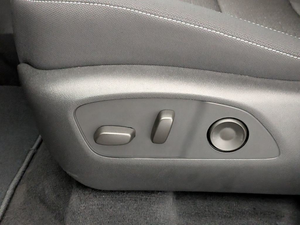 Thumbnail: 2026 Chevrolet Traverse - 26