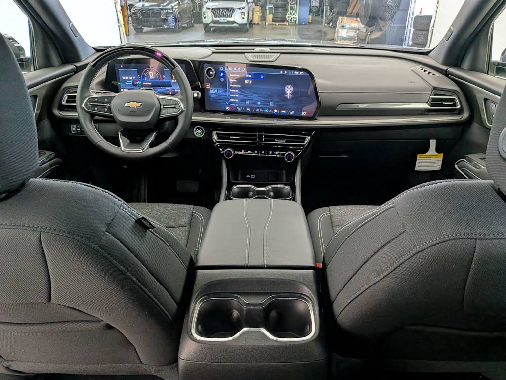 Thumbnail: 2026 Chevrolet Traverse - 10