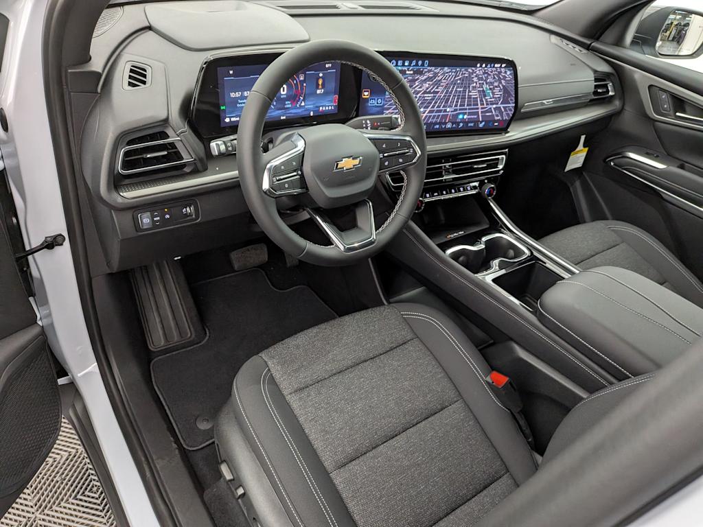 Thumbnail: 2026 Chevrolet Traverse - 2