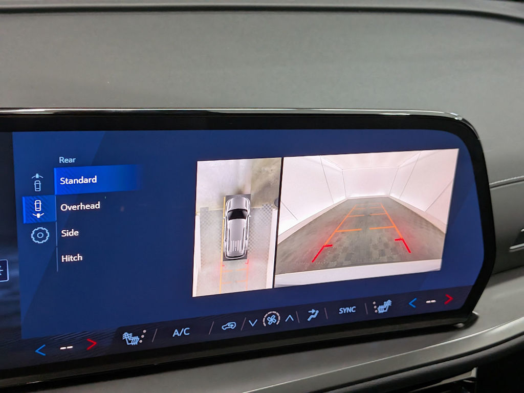 Thumbnail: 2026 Chevrolet Traverse - 31