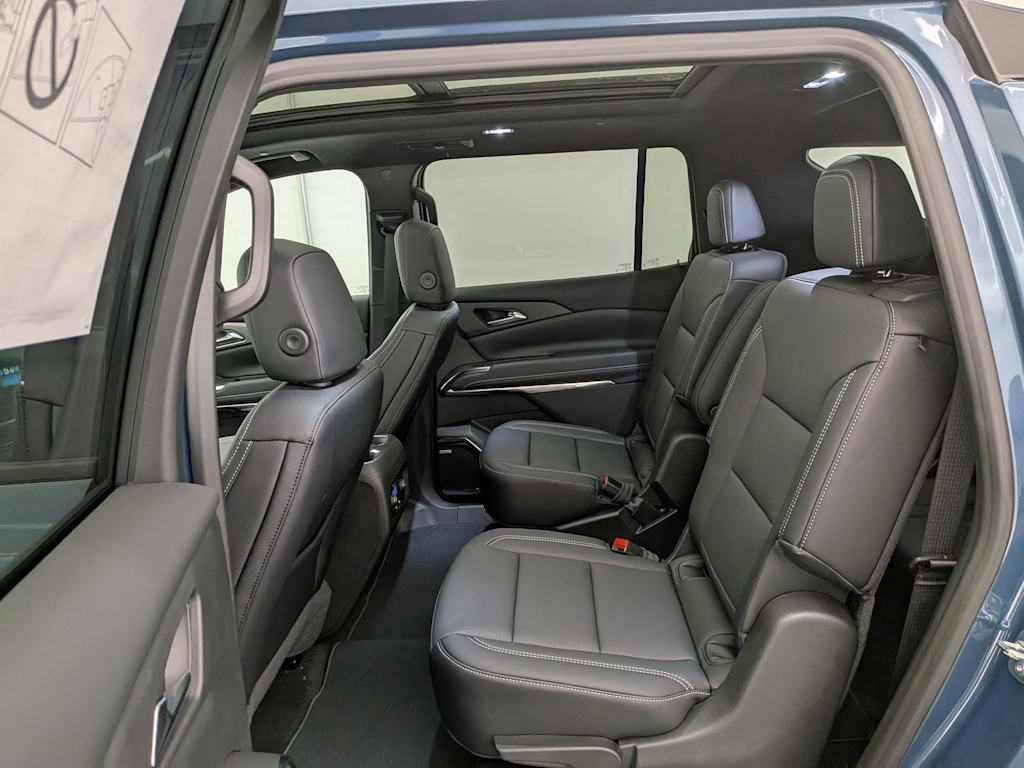 Thumbnail: 2026 Chevrolet Traverse - 27