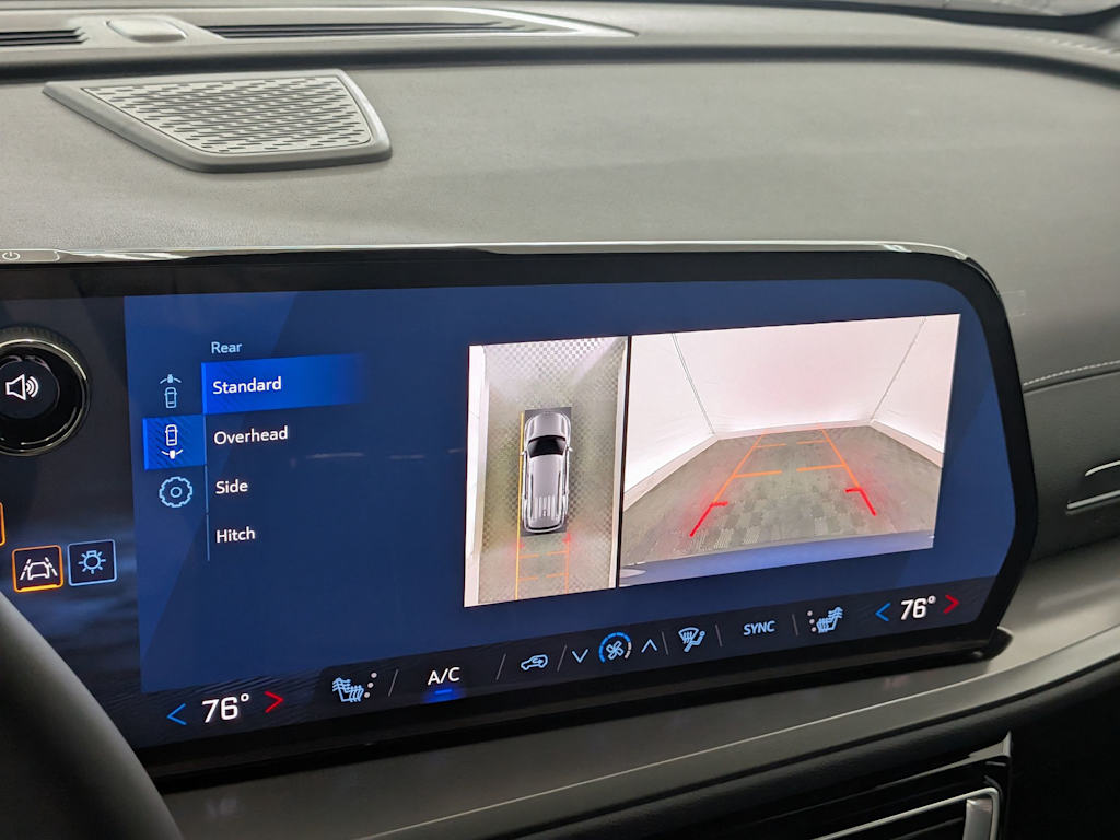 Thumbnail: 2026 Chevrolet Traverse - 32