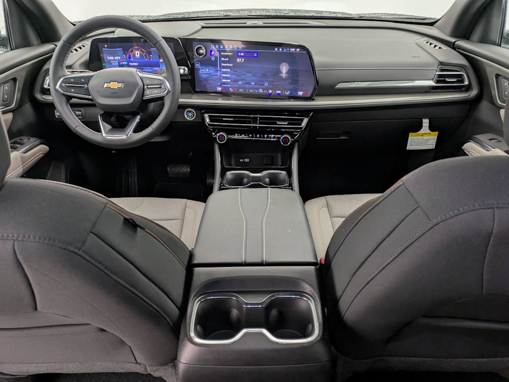 2025 Chevrolet Traverse LT 10