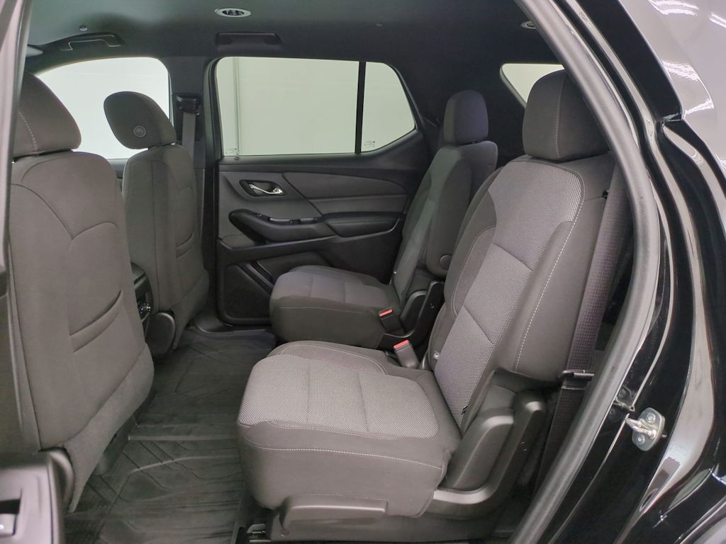 Thumbnail: 2024 Chevrolet Traverse - 26