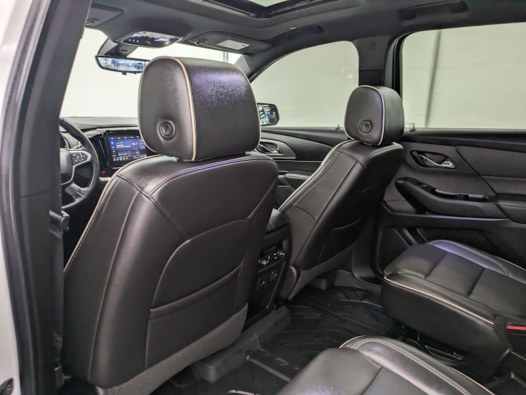 Thumbnail: 2024 Chevrolet Traverse - 13