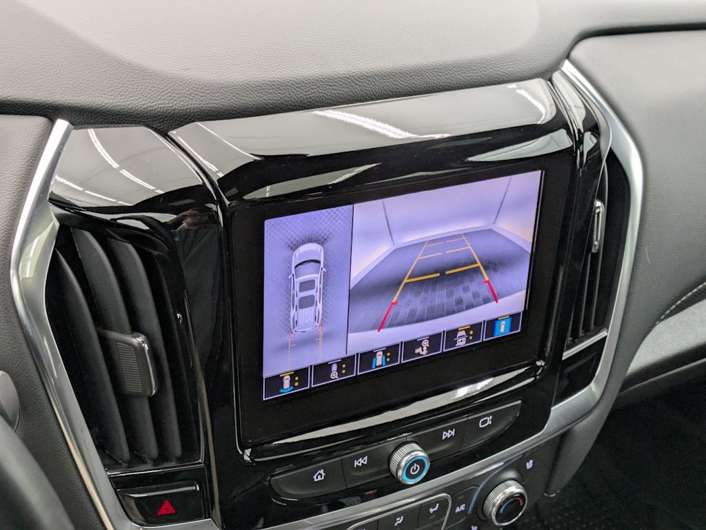 Thumbnail: 2024 Chevrolet Traverse - 35