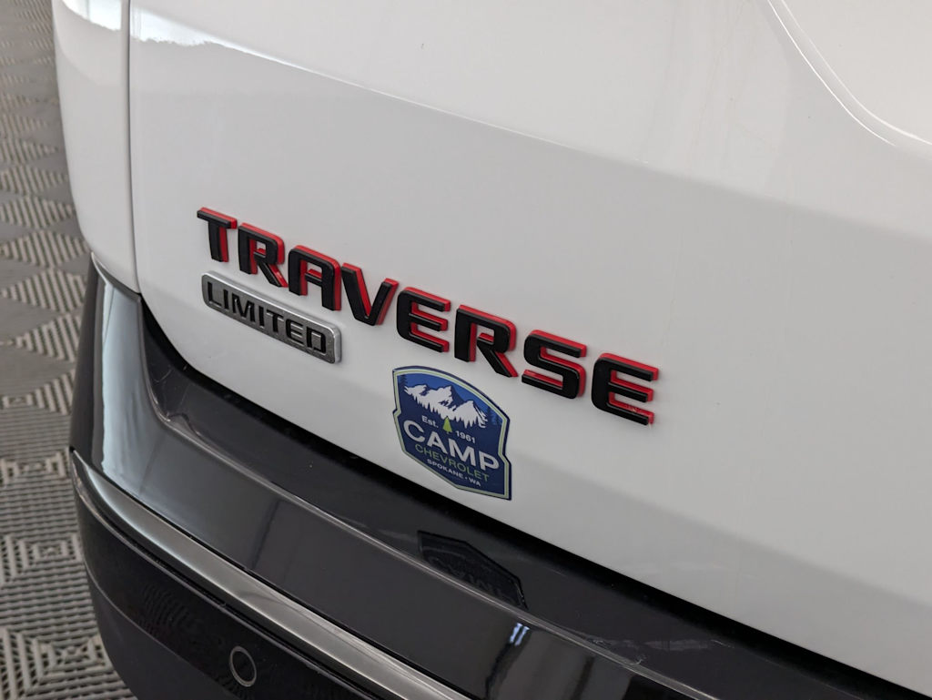 Thumbnail: 2024 Chevrolet Traverse - 26