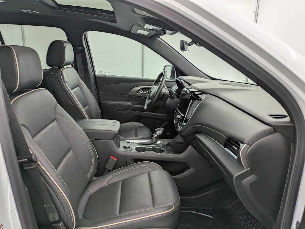 Thumbnail: 2024 Chevrolet Traverse - 12