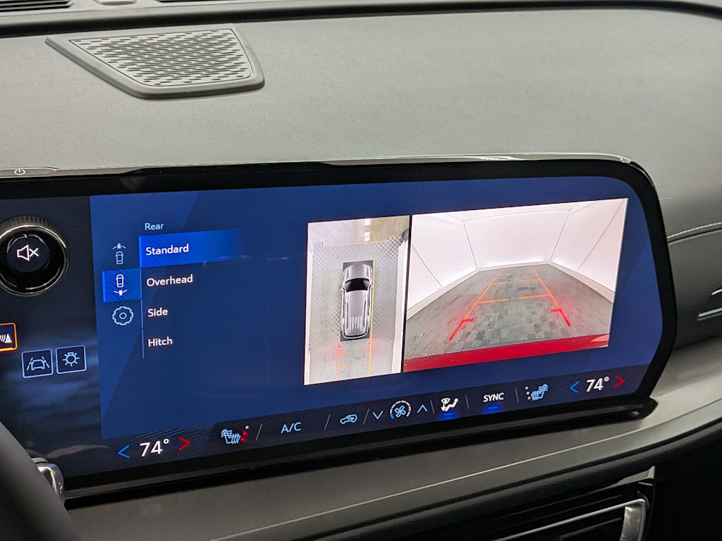 Thumbnail: 2026 Chevrolet Traverse - 15