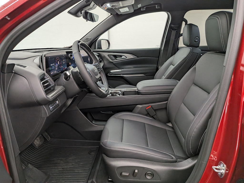 Thumbnail: 2026 Chevrolet Traverse - 11