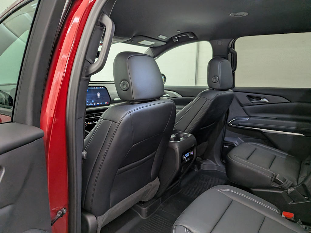 Thumbnail: 2026 Chevrolet Traverse - 13