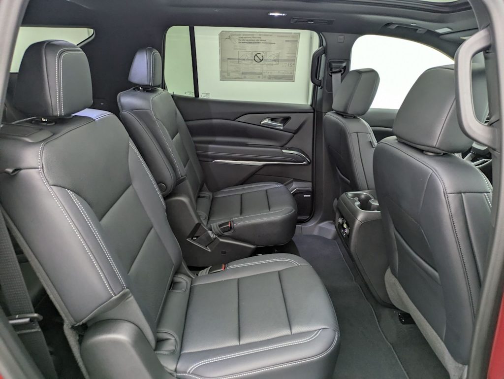 Thumbnail: 2026 Chevrolet Traverse - 27